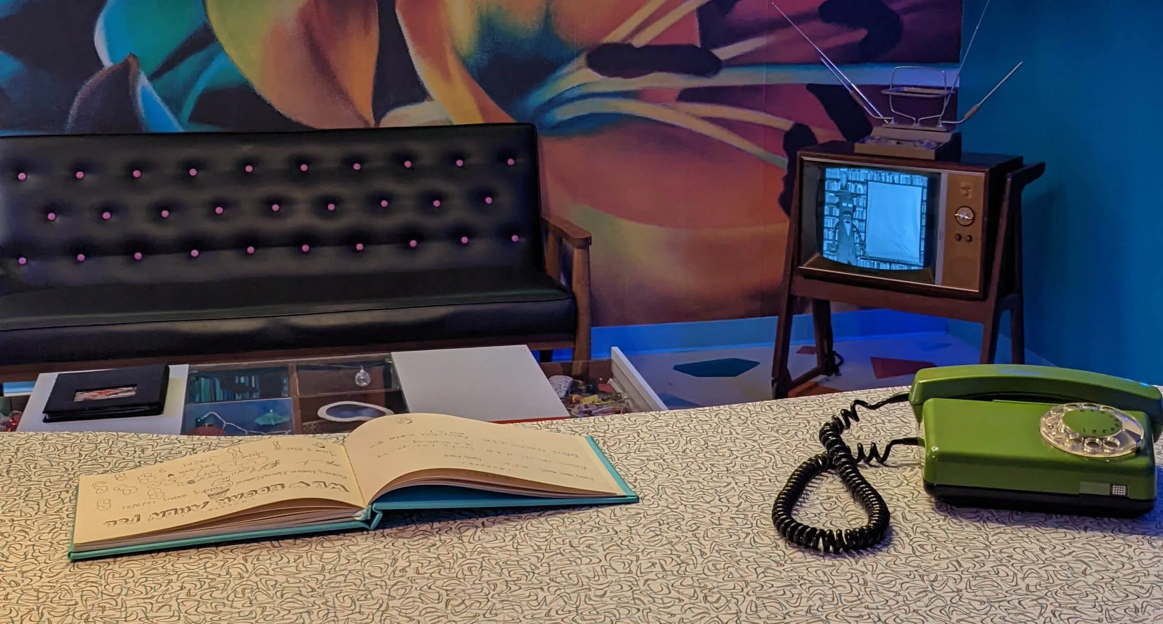 floridarama art installation lobby space