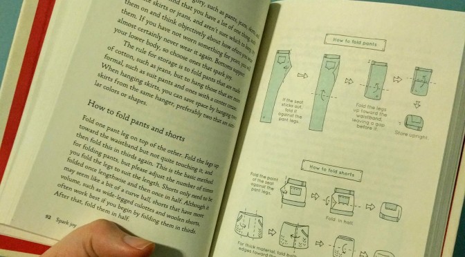 Learning to Fold KonMari-style
