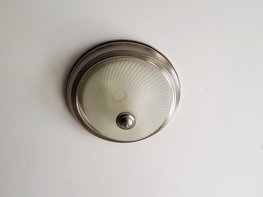 how to change out a boob light