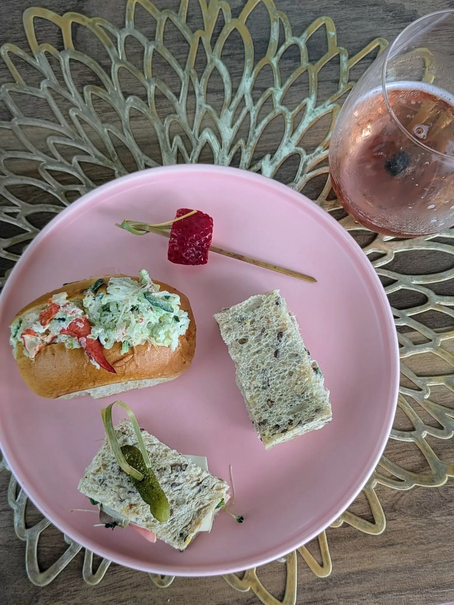 tea around town sandwich offerings